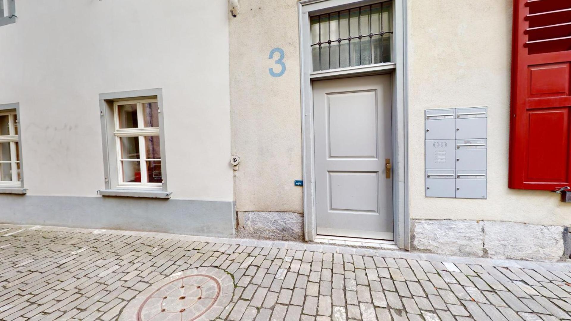2 Zimmerwohnung - Zentral - 65“ Tv - Arbeitsplatz Chur Exterior photo